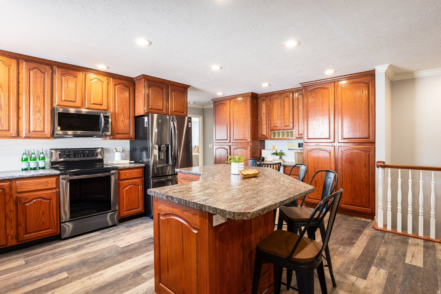 CORNERSTONE - Residential