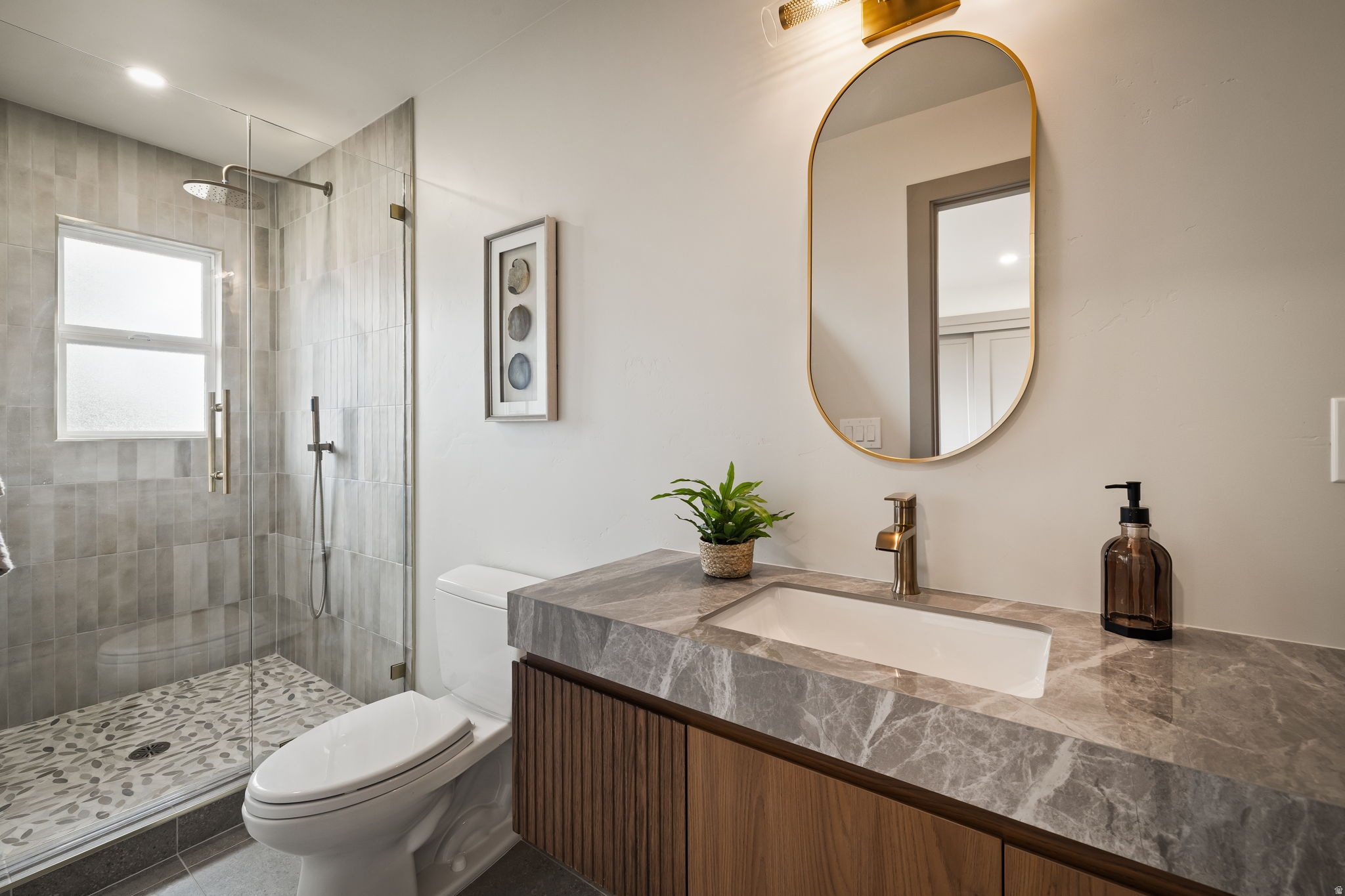 ST MARY HILL - Residential