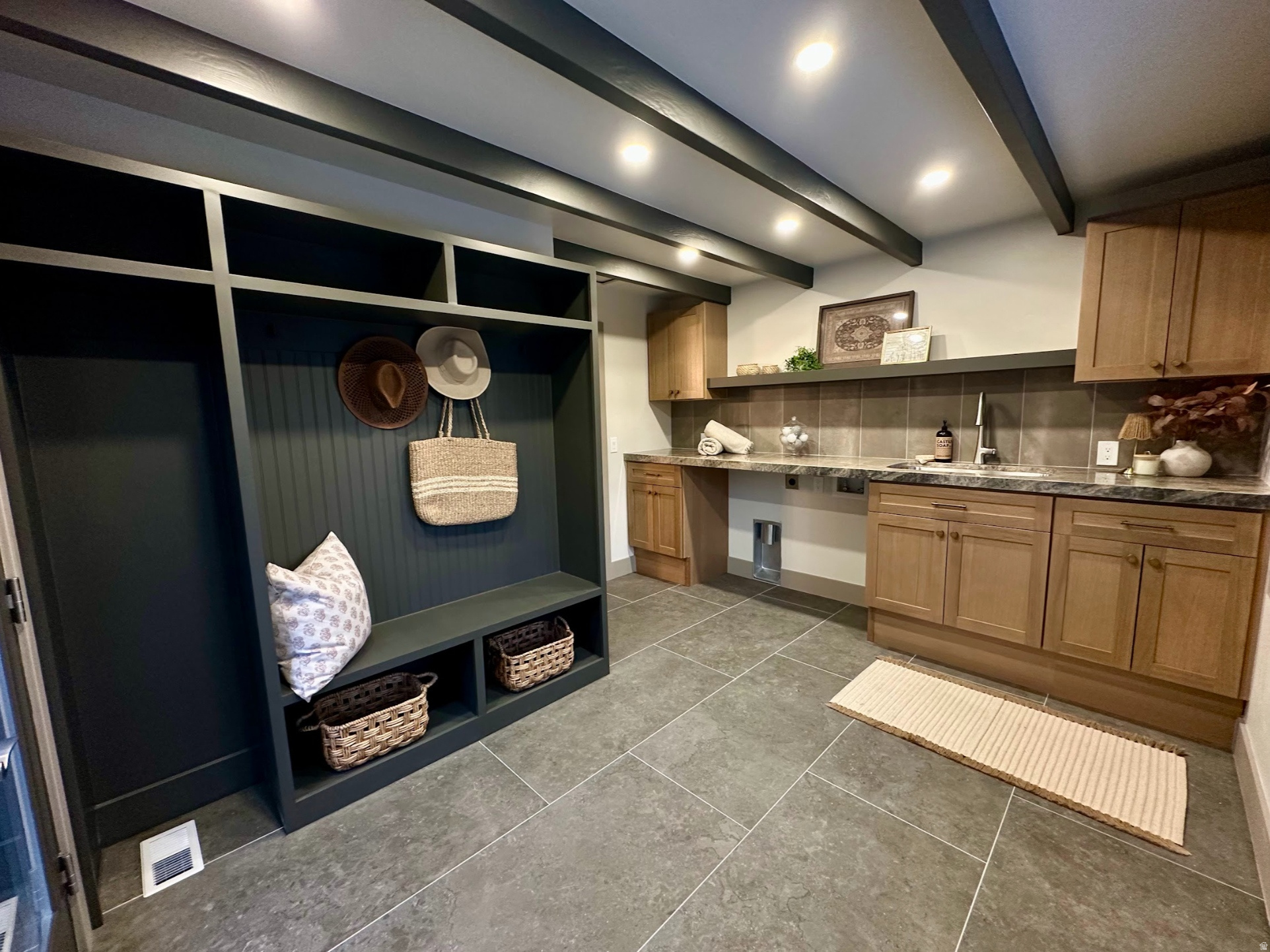 ST MARY HILL - Residential