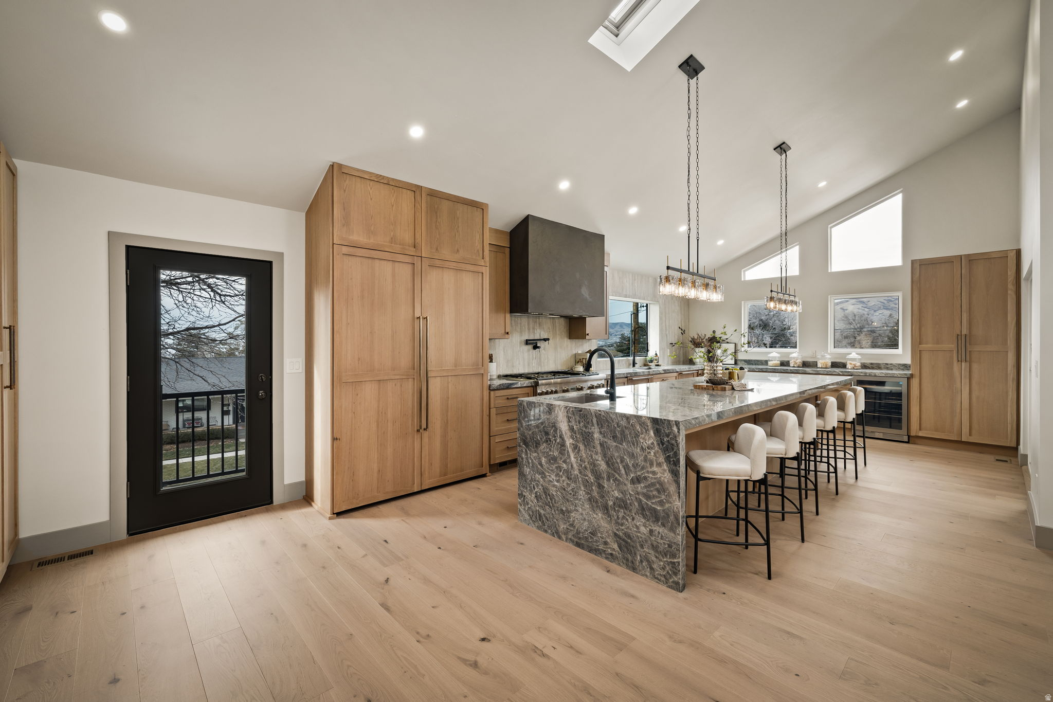 ST MARY HILL - Residential