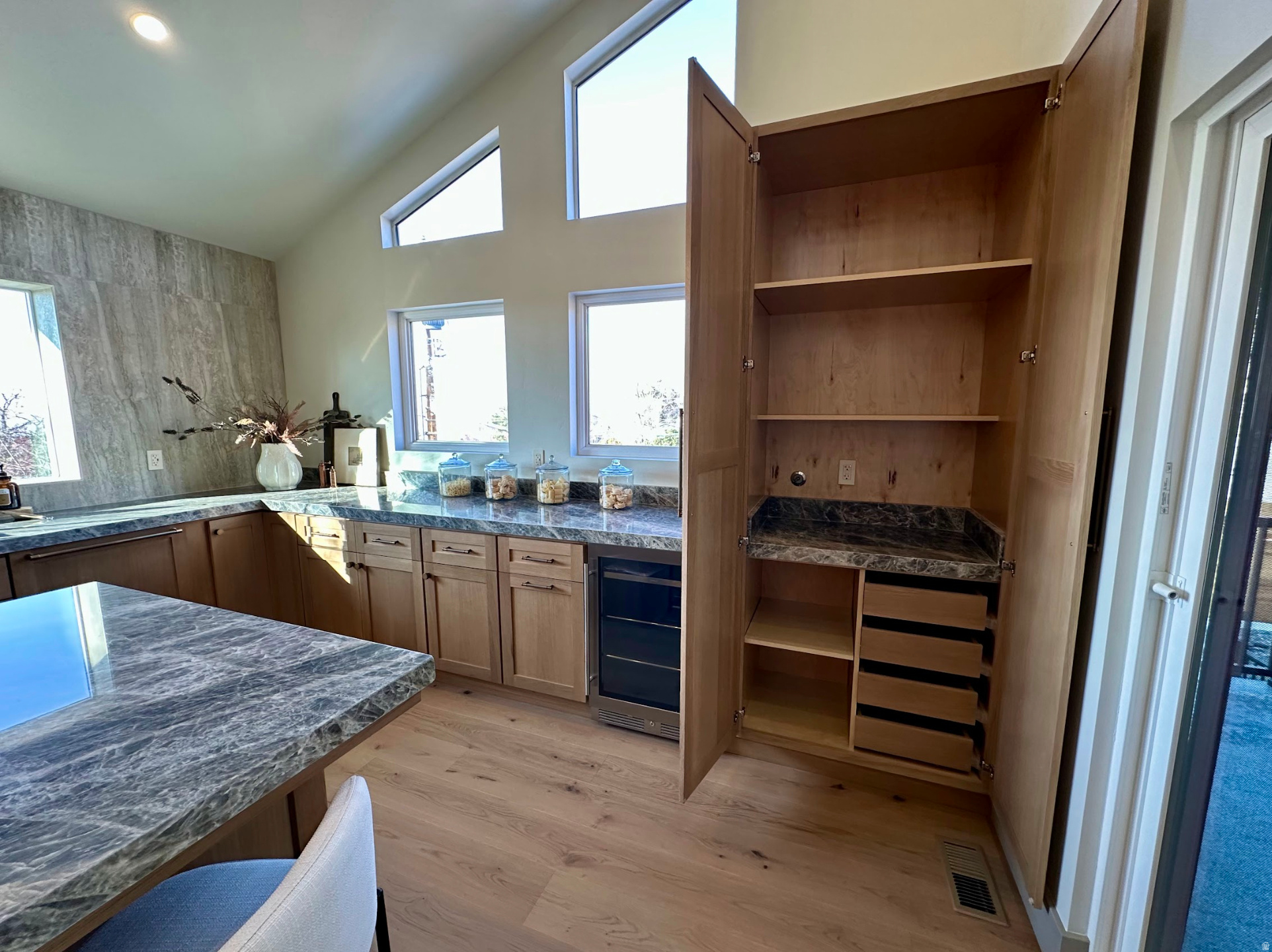 ST MARY HILL - Residential