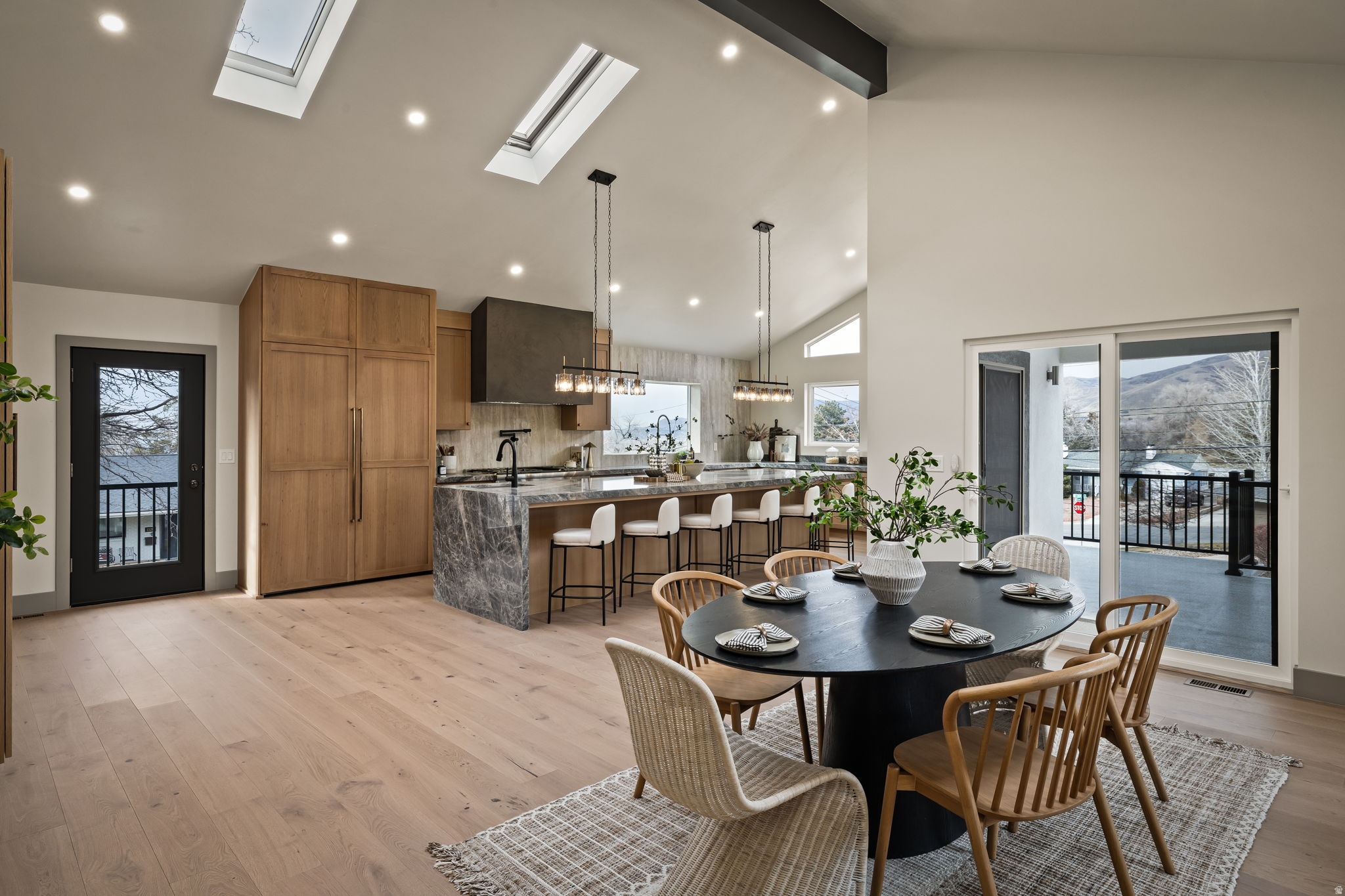 ST MARY HILL - Residential