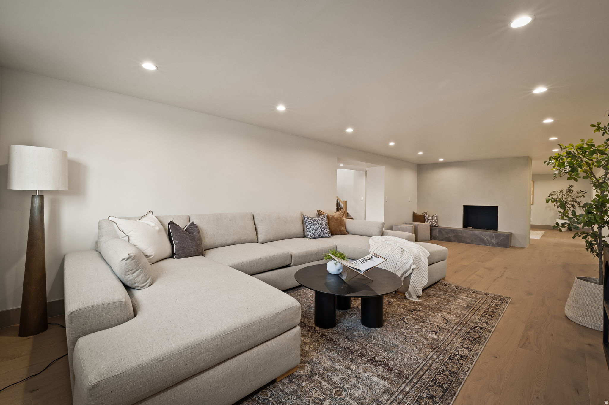 ST MARY HILL - Residential