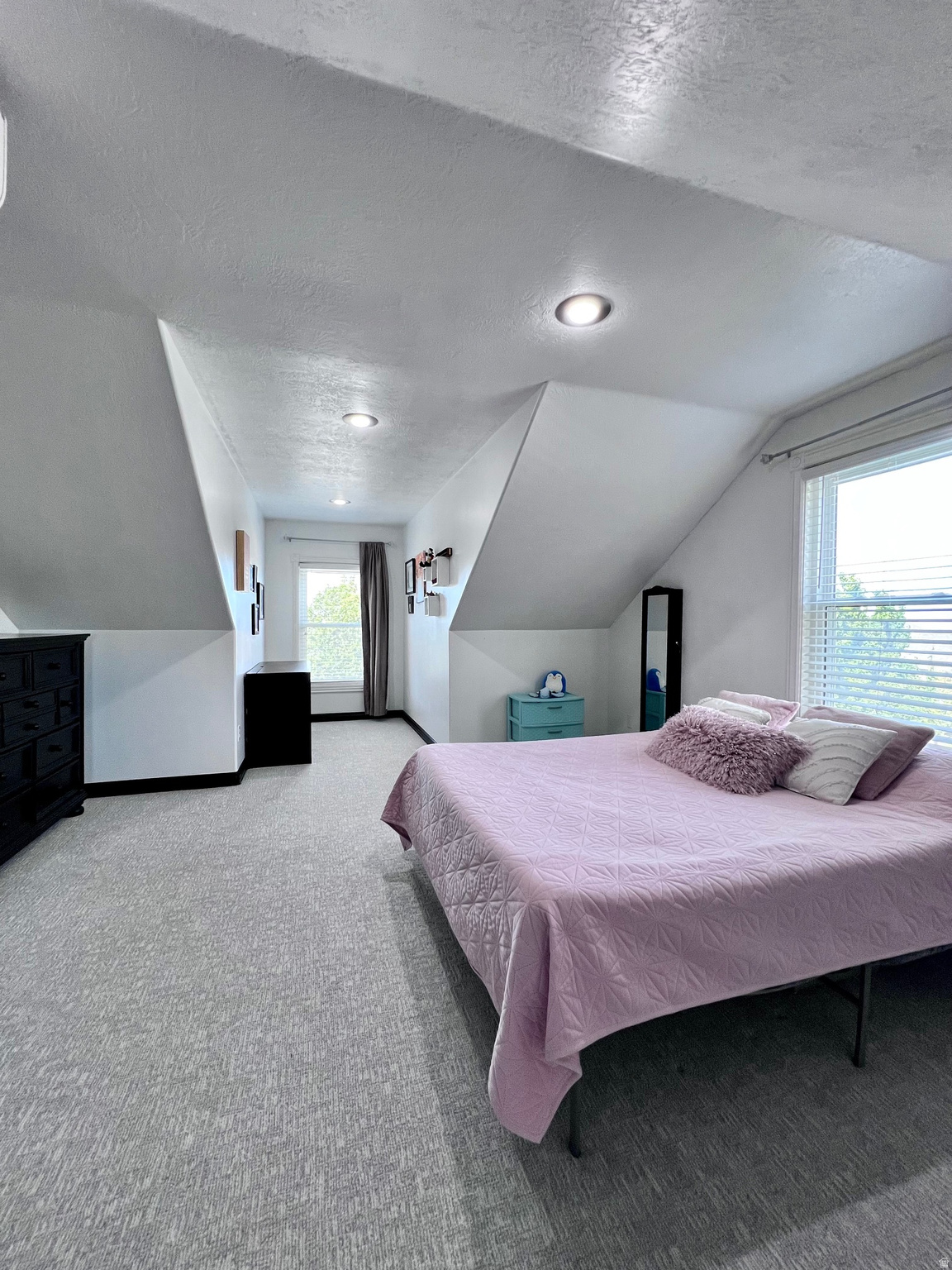 BRIDLEWOOD ESTATES - Residential