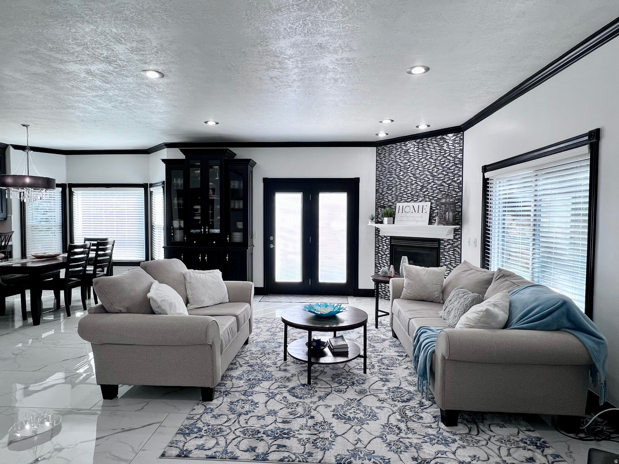 BRIDLEWOOD ESTATES - Residential