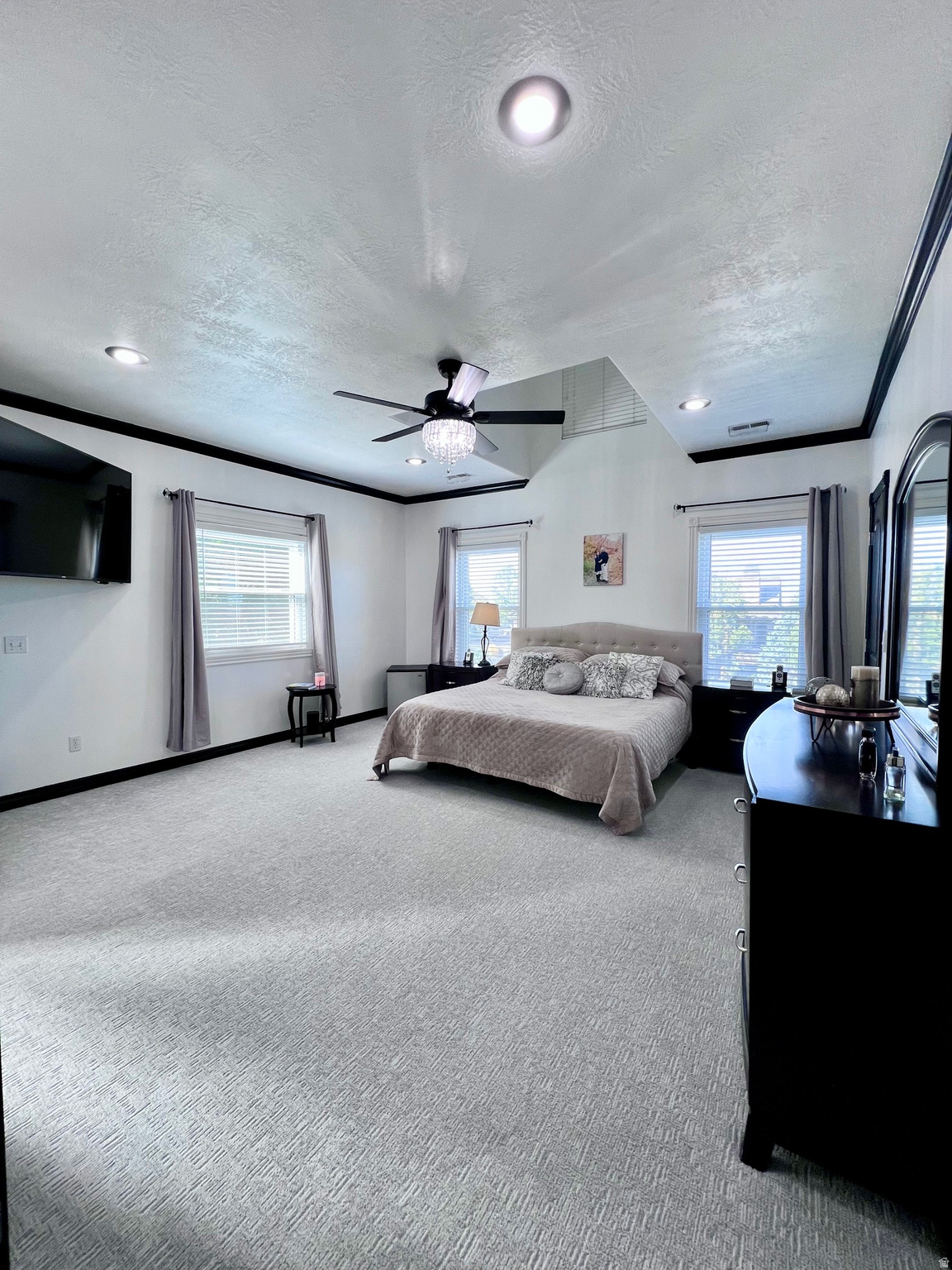 BRIDLEWOOD ESTATES - Residential