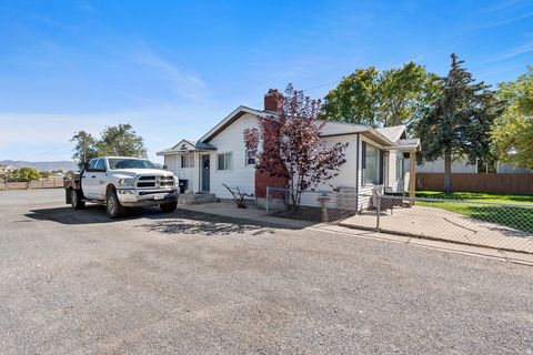 Apartment For Sale - 241 S Quirk St<br/> Grantsville, UT 84029