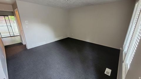 Tiny photo for 704 S ORCHARD DR, Bountiful, UT 84010 (MLS # 2173428)