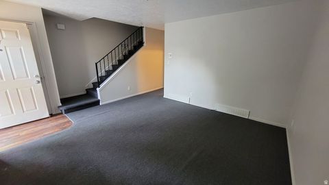 Tiny photo for 704 S ORCHARD DR, Bountiful, UT 84010 (MLS # 2173428)