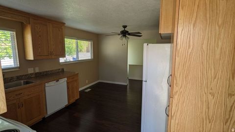 Tiny photo for 704 S ORCHARD DR, Bountiful, UT 84010 (MLS # 2173428)