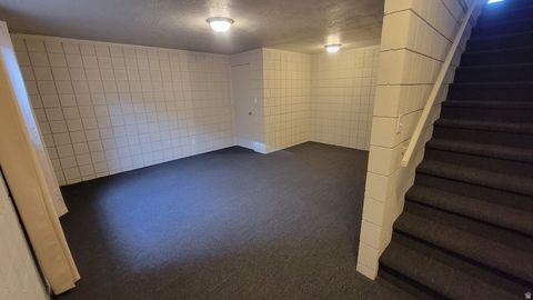Tiny photo for 704 S ORCHARD DR, Bountiful, UT 84010 (MLS # 2173428)