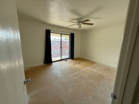 Tiny photo for 704 S ORCHARD DR, Bountiful, UT 84010 (MLS # 2173428)