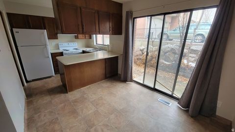 Tiny photo for 704 S ORCHARD DR, Bountiful, UT 84010 (MLS # 2173428)