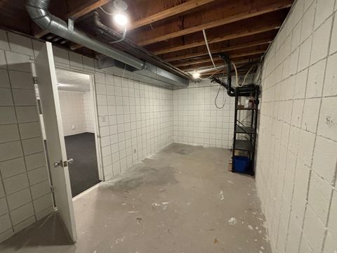 Tiny photo for 704 S ORCHARD DR, Bountiful, UT 84010 (MLS # 2173428)