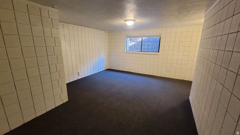Tiny photo for 704 S ORCHARD DR, Bountiful, UT 84010 (MLS # 2173428)