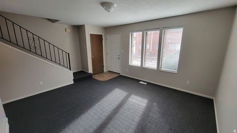 Tiny photo for 704 S ORCHARD DR, Bountiful, UT 84010 (MLS # 2173428)