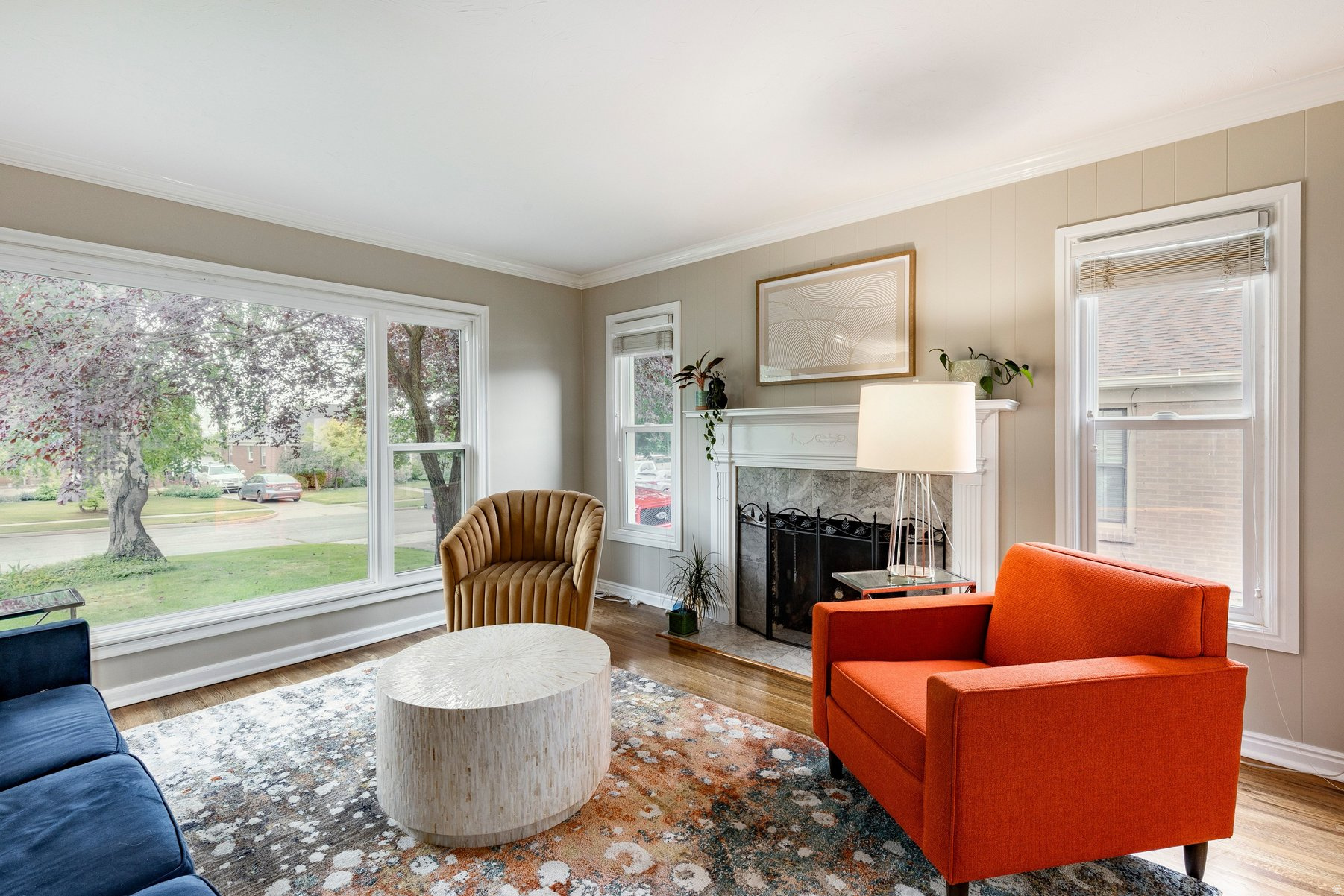 COLONIAL HILLS - Residential