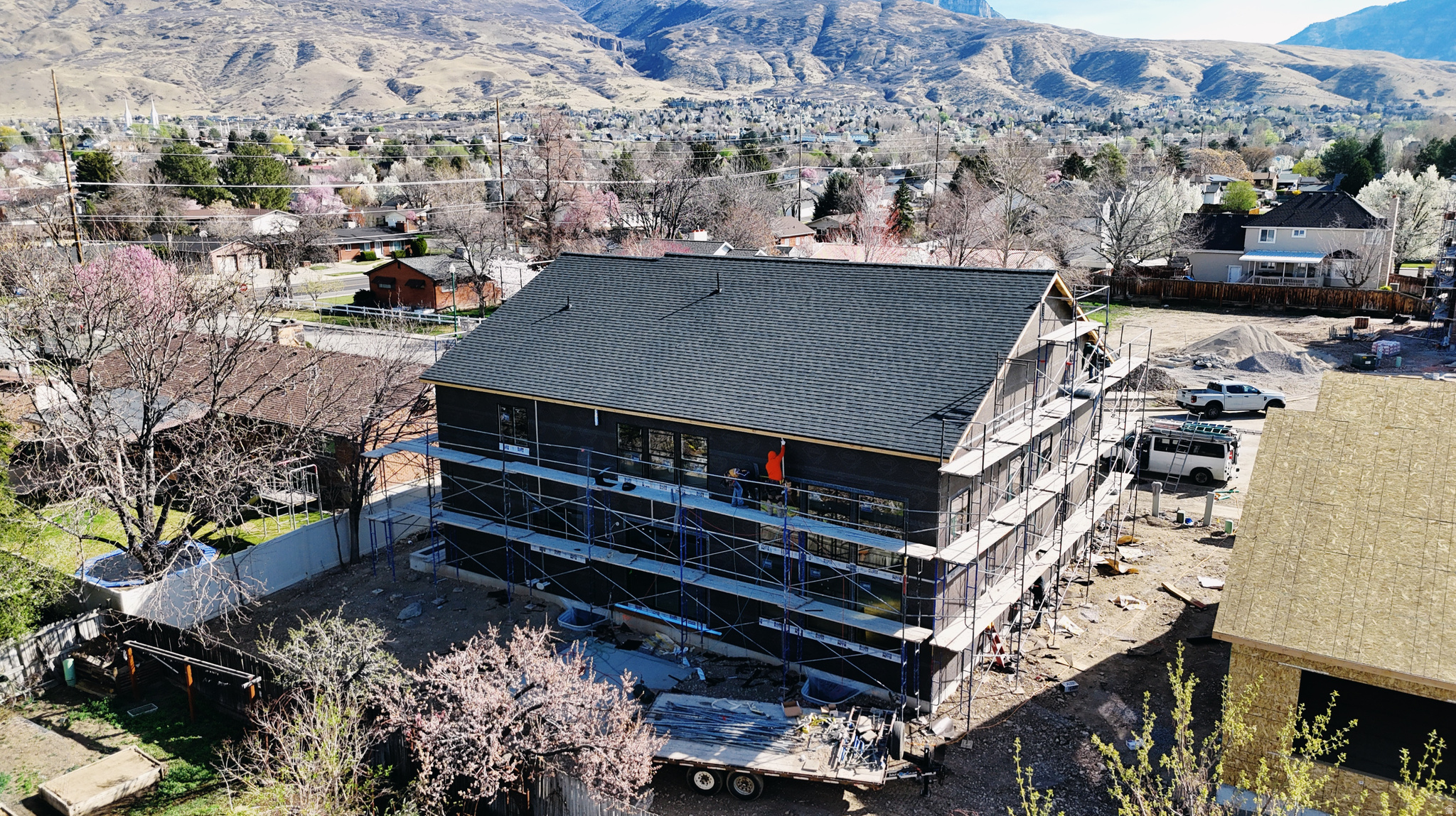 BELMONT WEST - Residential