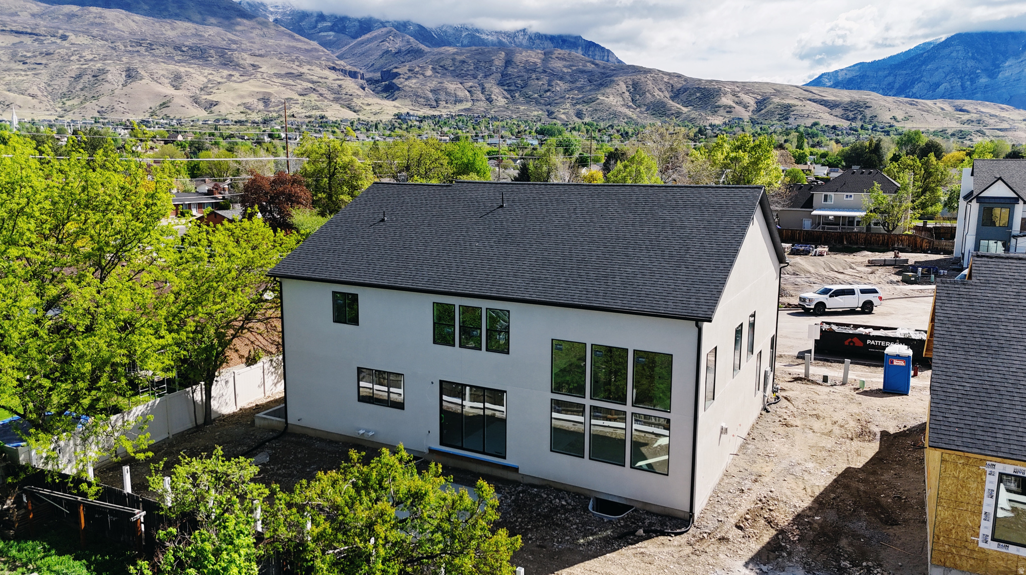 BELMONT WEST - Residential