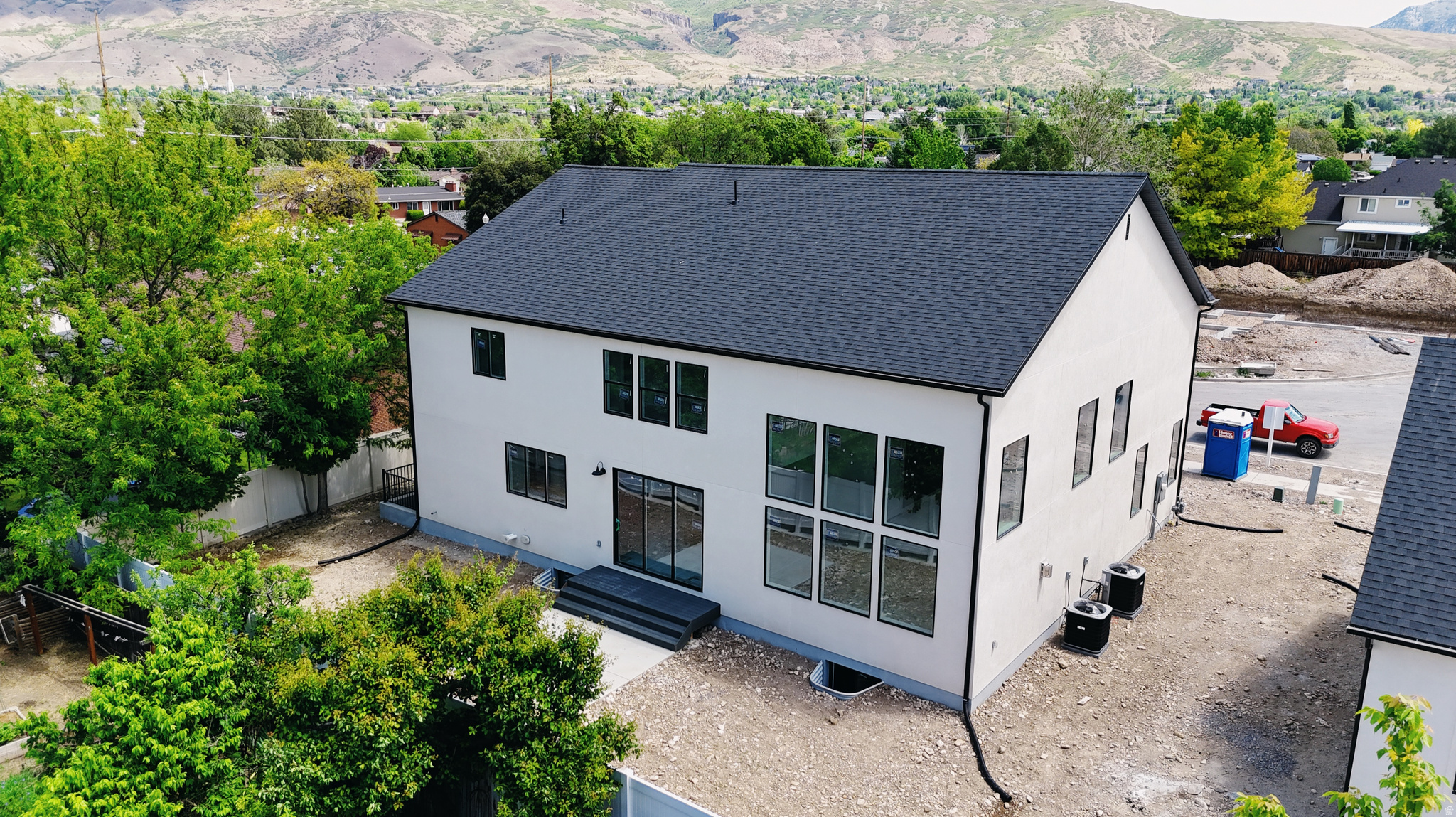 BELMONT WEST - Residential