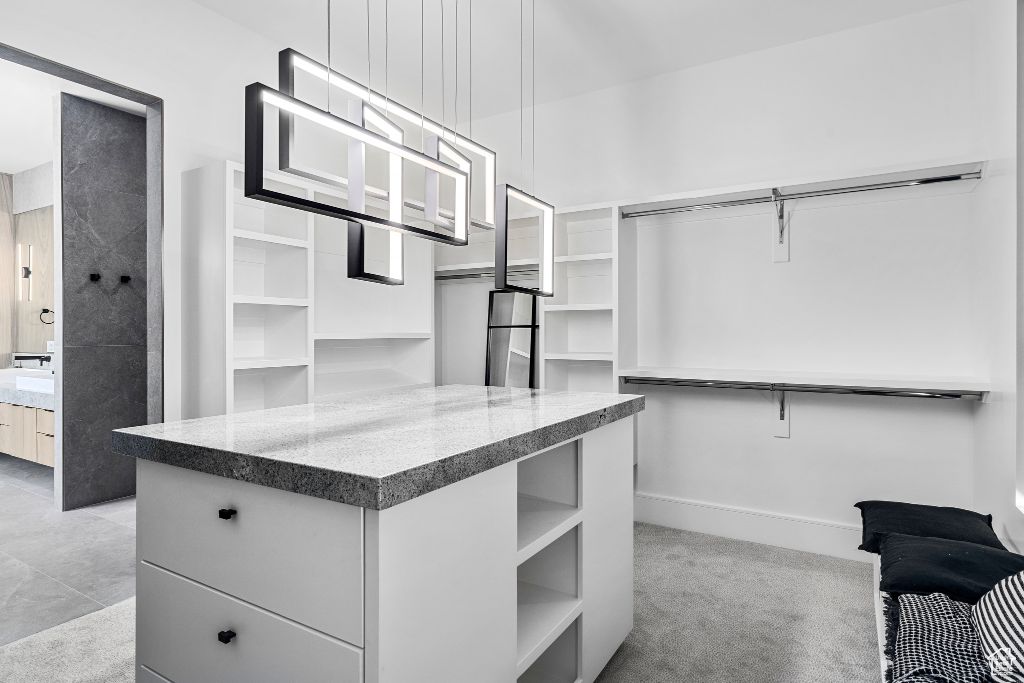 ABBEY ROAD COMMUNITY - Residential