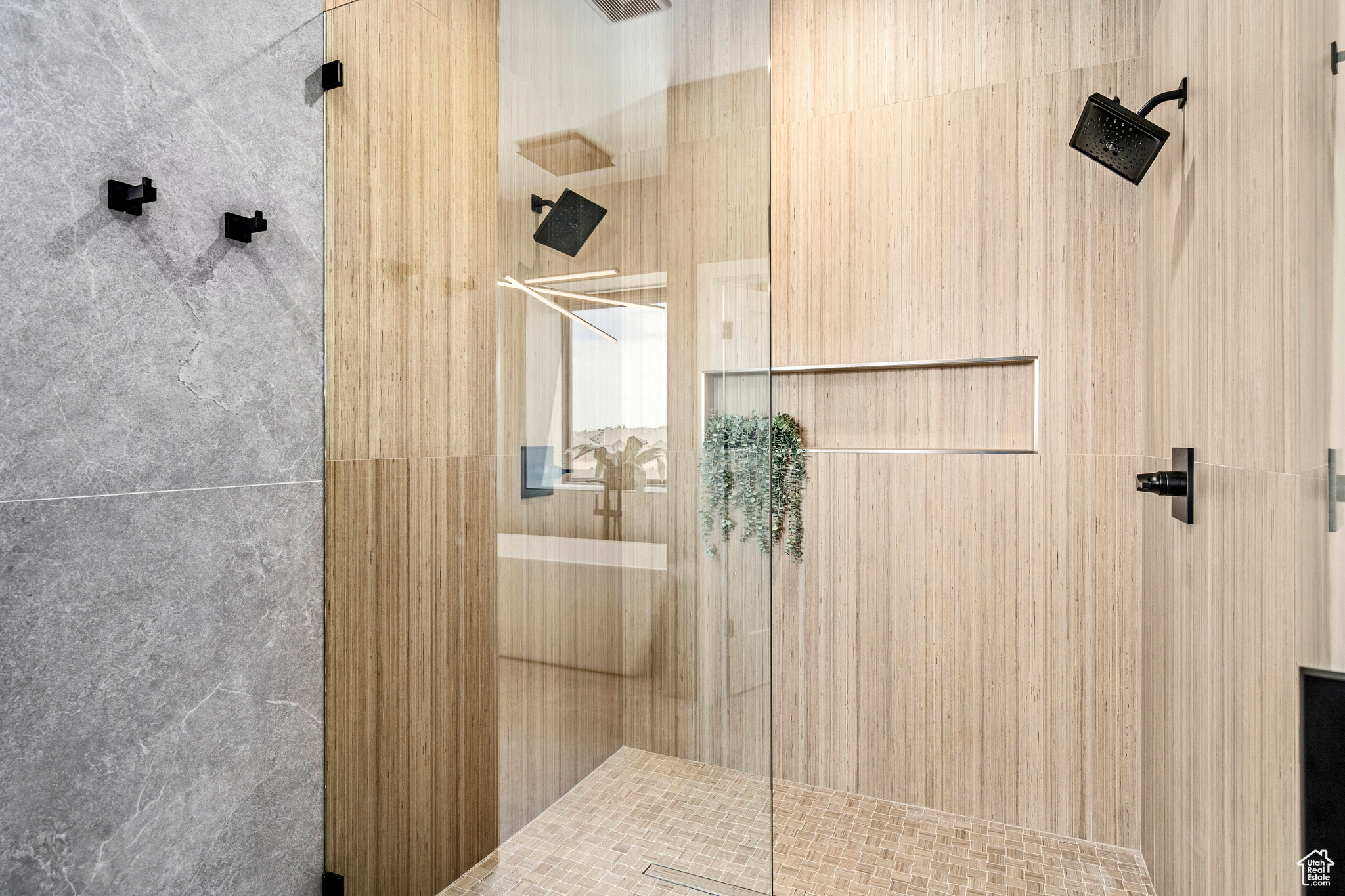 ABBEY ROAD COMMUNITY - Residential