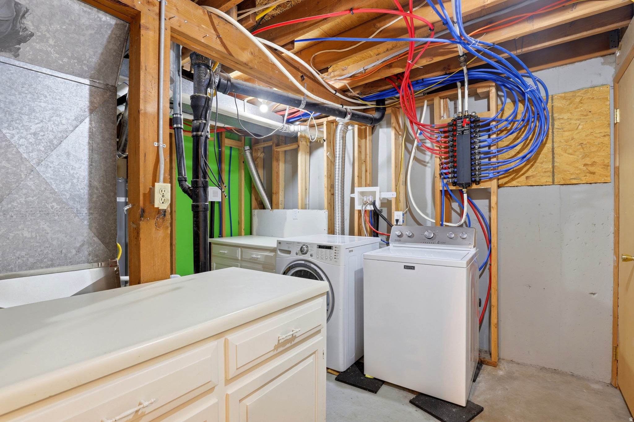 PARADISE PARK - Residential