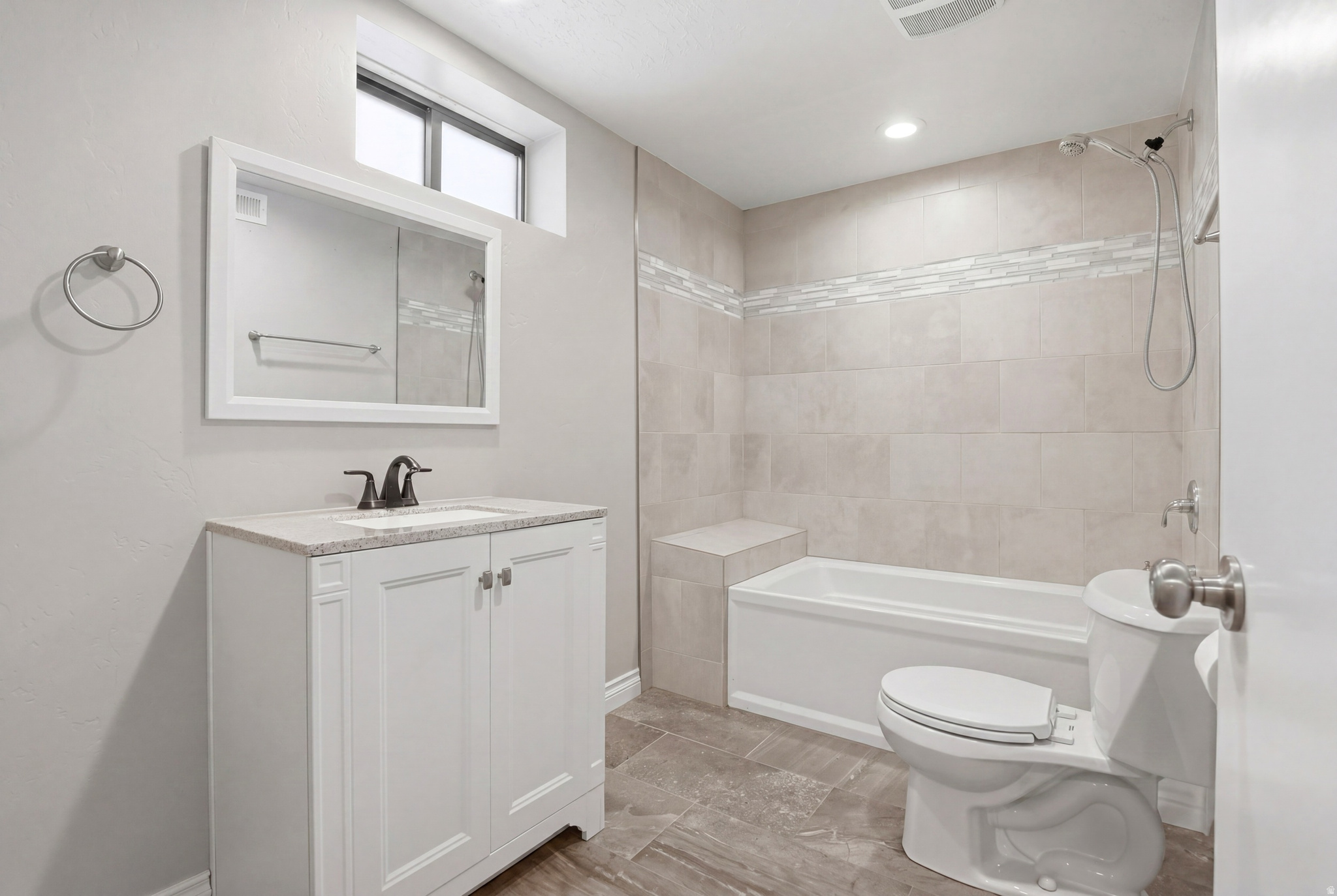 PARADISE PARK - Residential