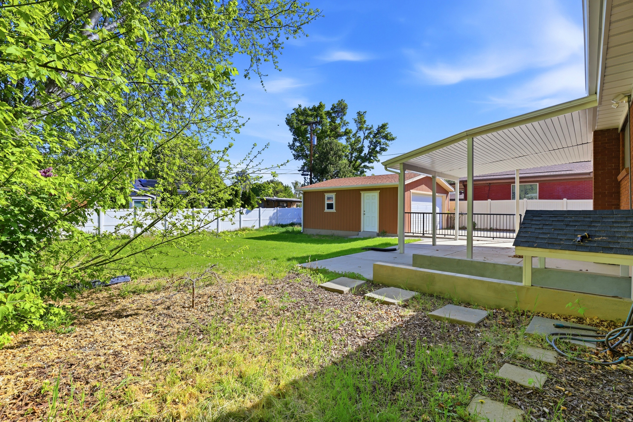 PARADISE PARK - Residential