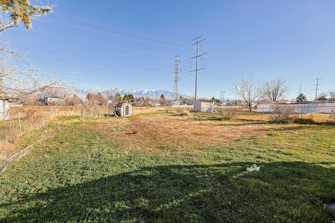 Tiny photo for 5531 S COPPER CITY DR, Kearns, UT 84118 (MLS # 2130342)