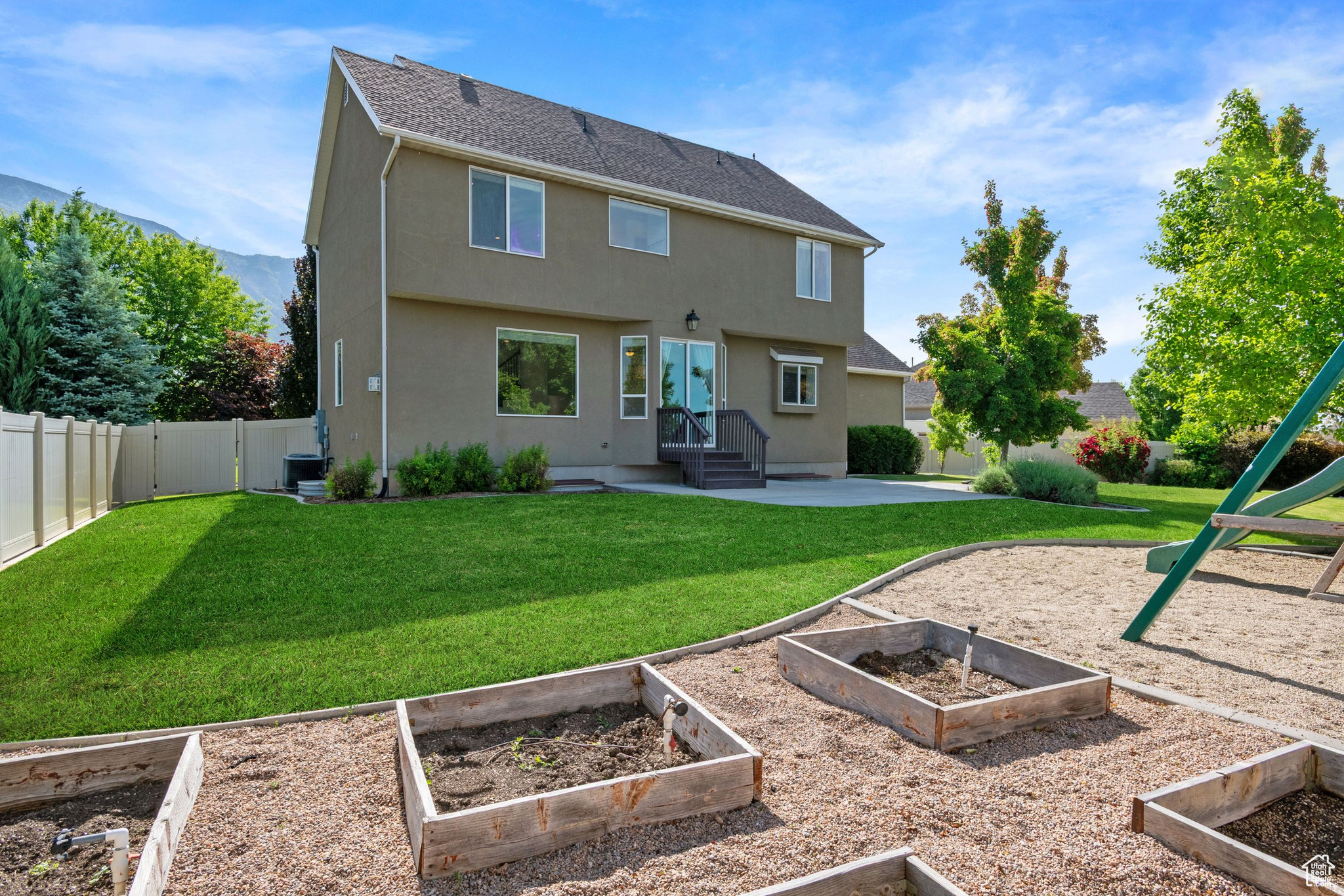 TEMPLE RIDGE - Residential