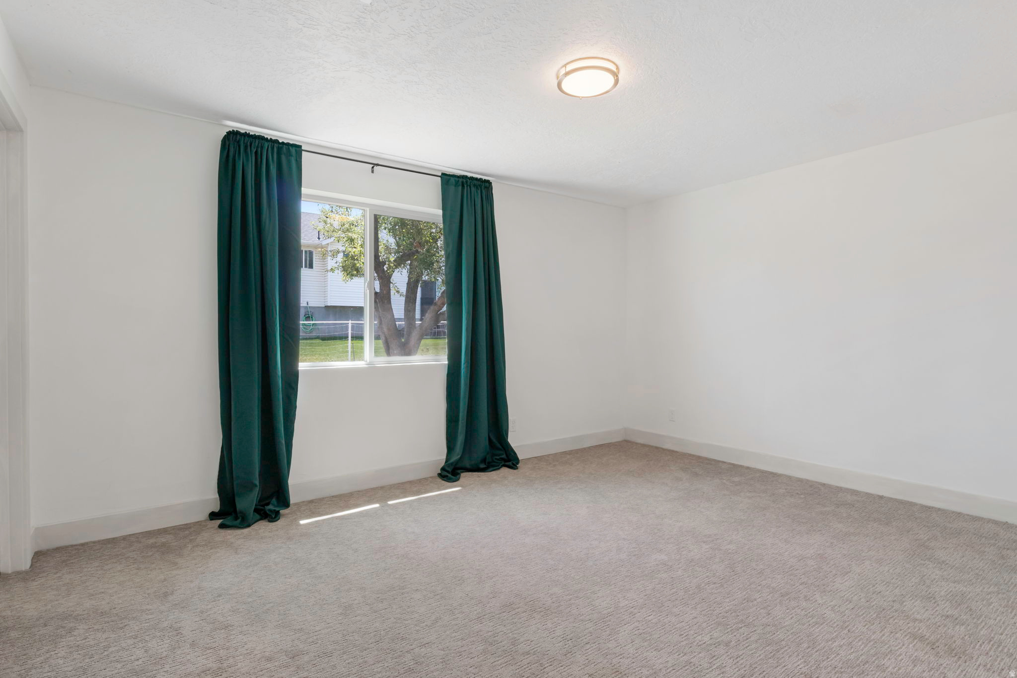 CASTAGNO ACRES - Residential