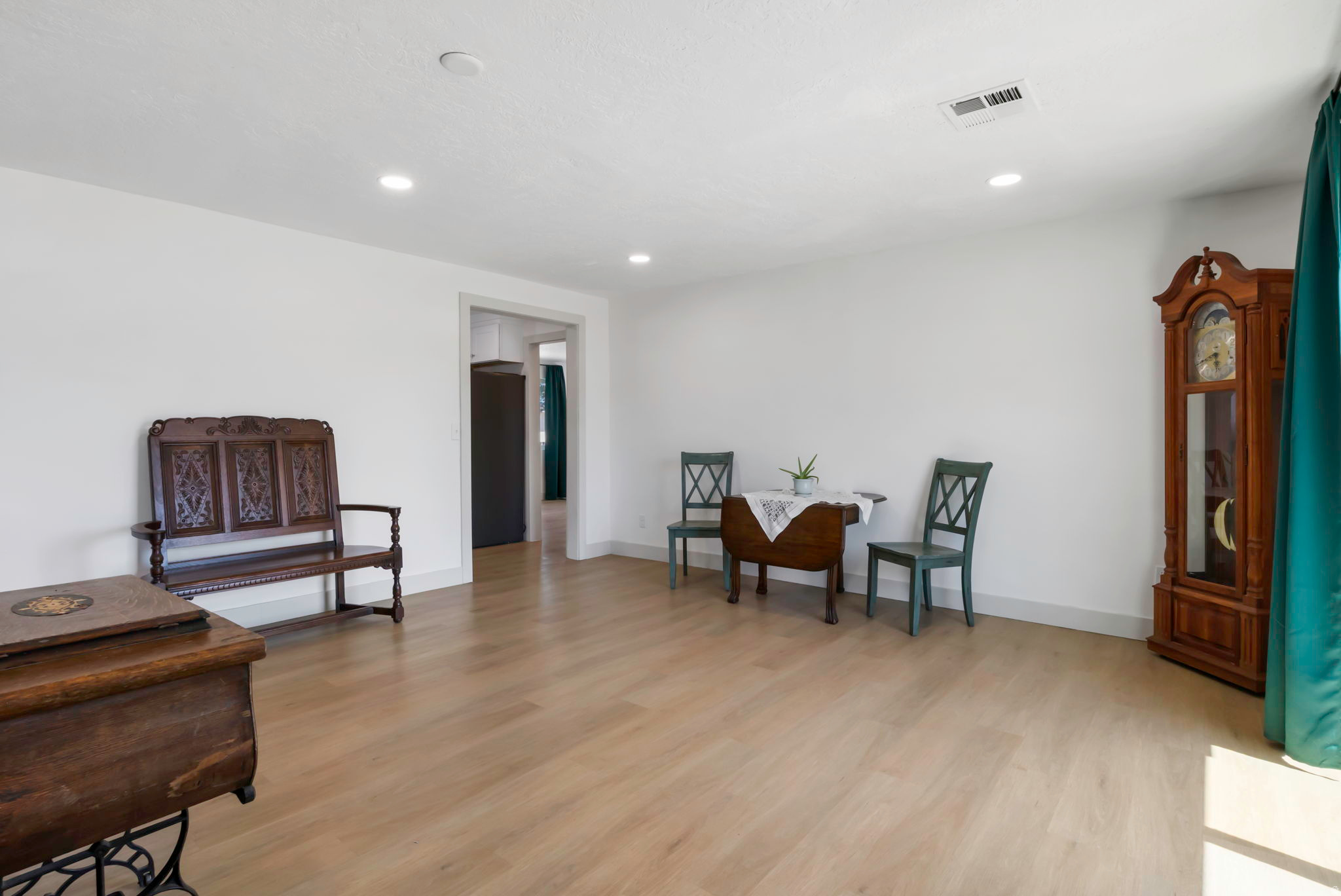 CASTAGNO ACRES - Residential