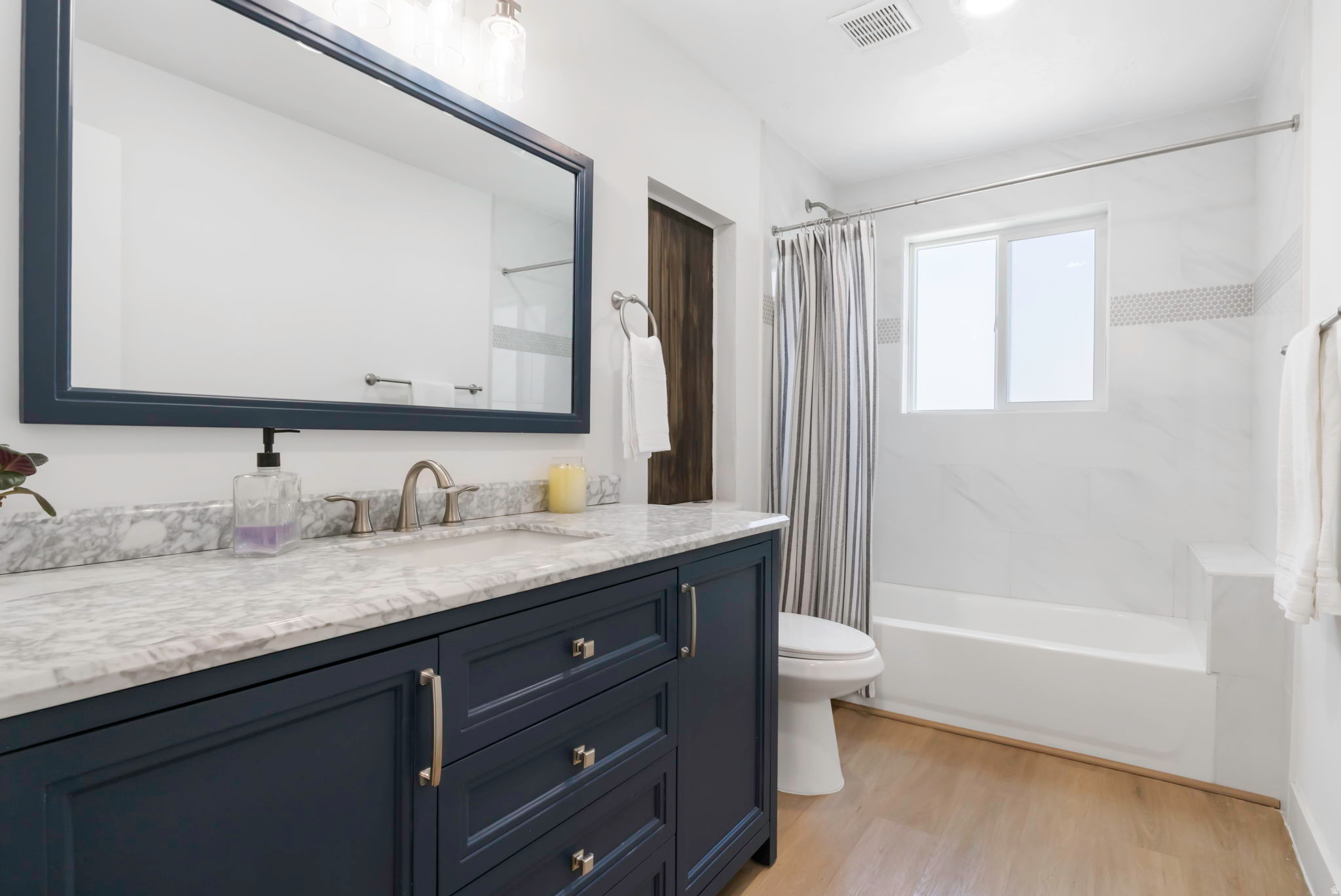 CASTAGNO ACRES - Residential