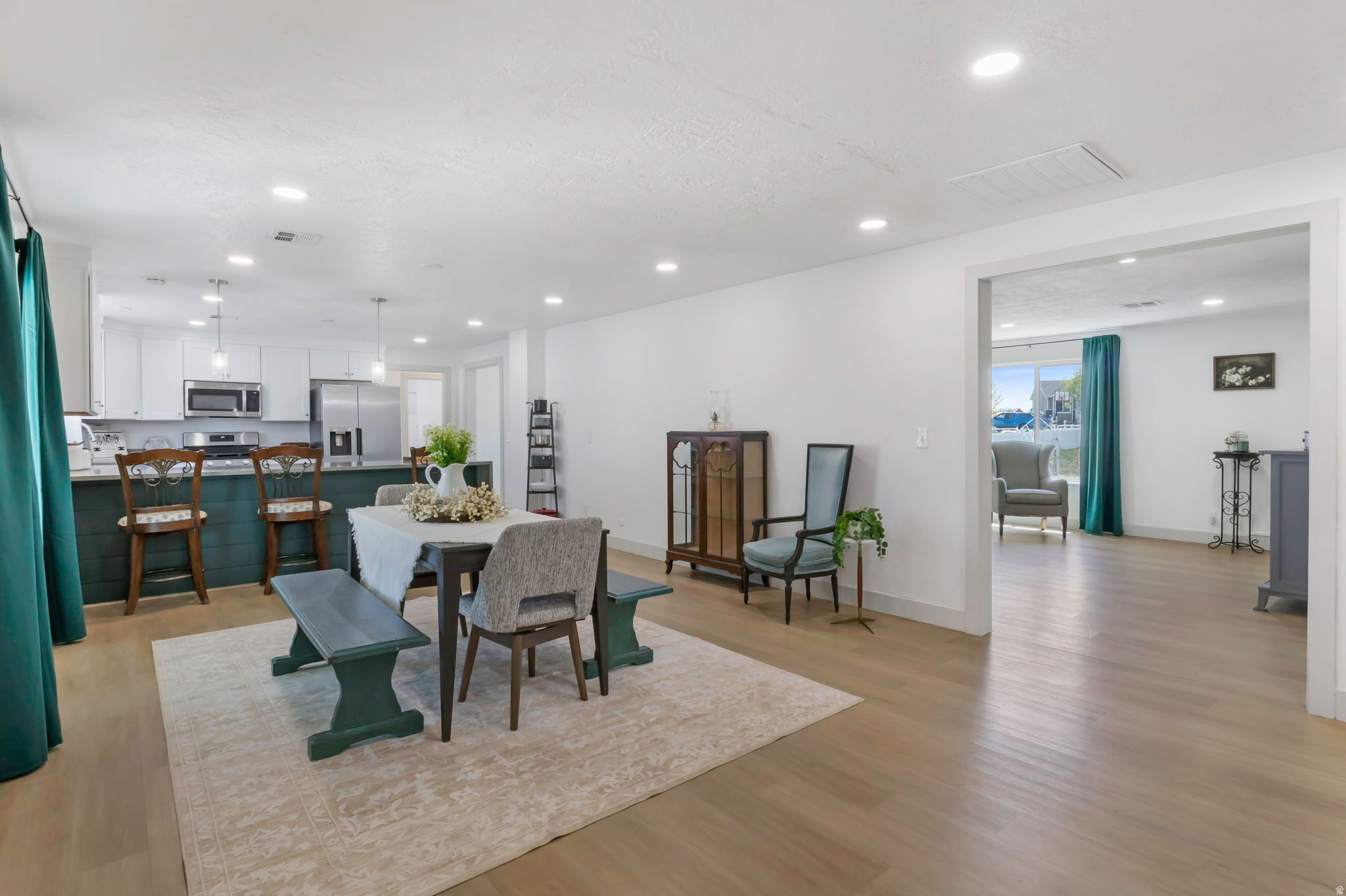 CASTAGNO ACRES - Residential