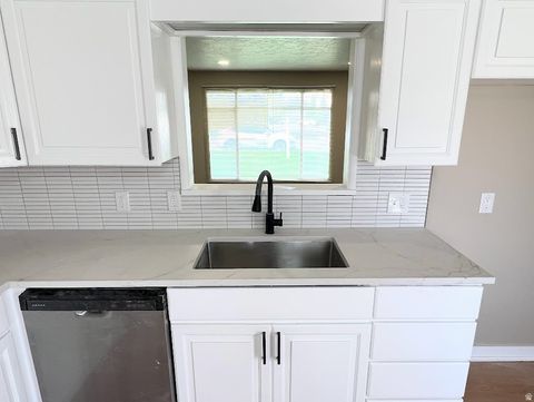 Tiny photo for 3887 S HALLMARK DR, West Valley City, UT 84119 (MLS # 2153596)