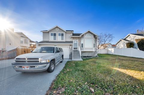 Photo of 8314 S ETUDE DR, West Jordan, UT 84088 (MLS # 2126792)