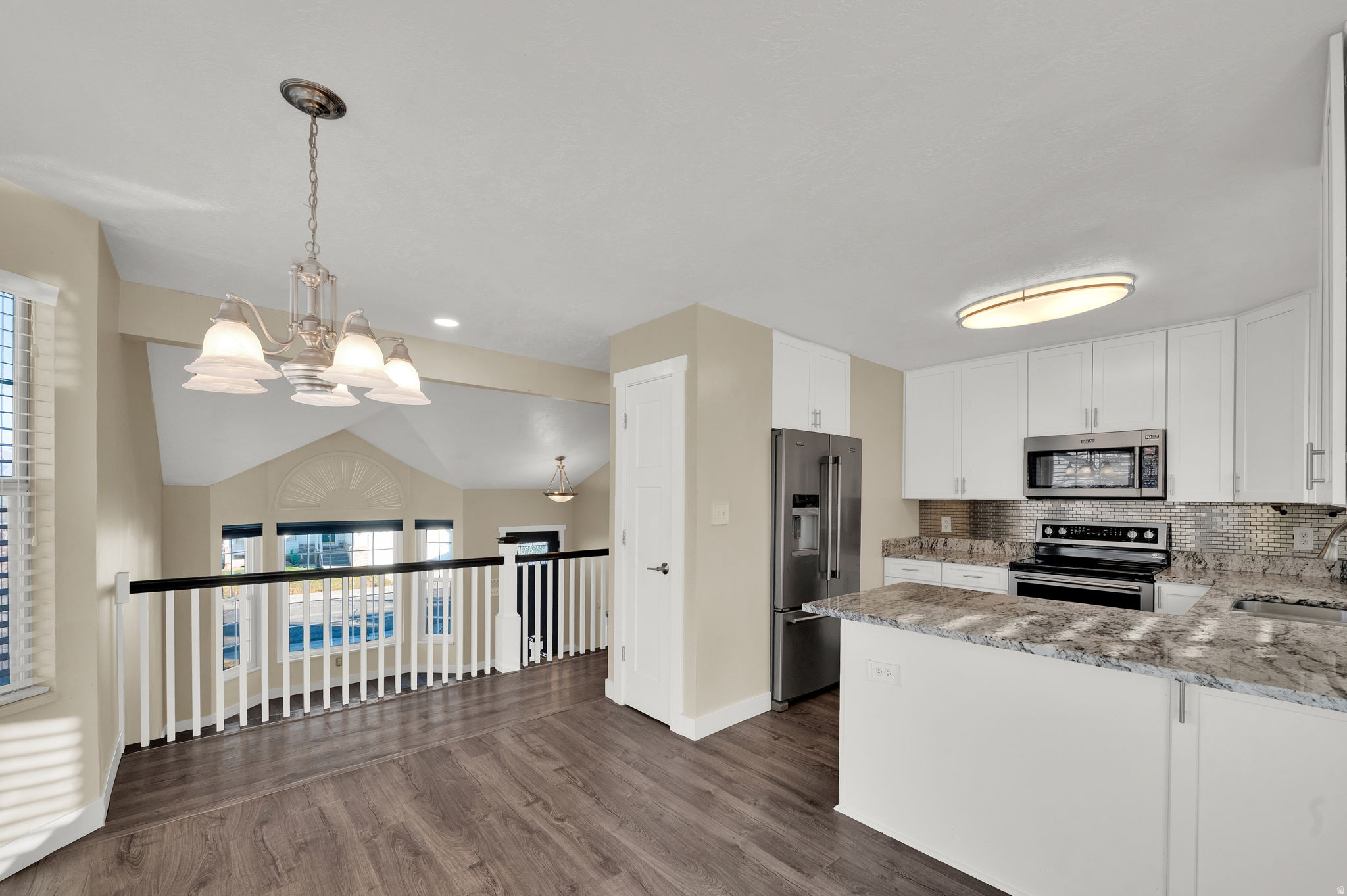 MEADOWS - Residential