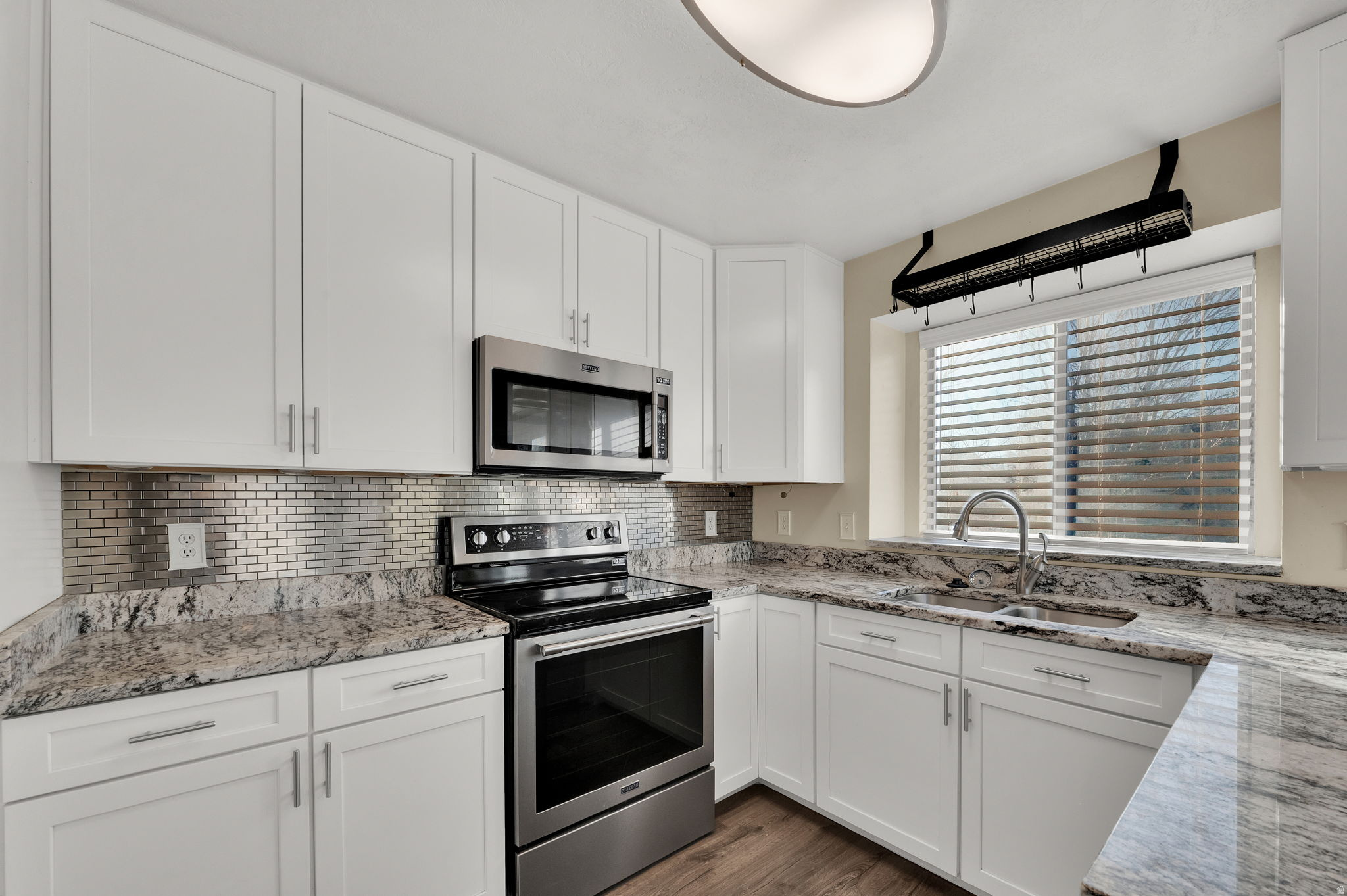 MEADOWS - Residential