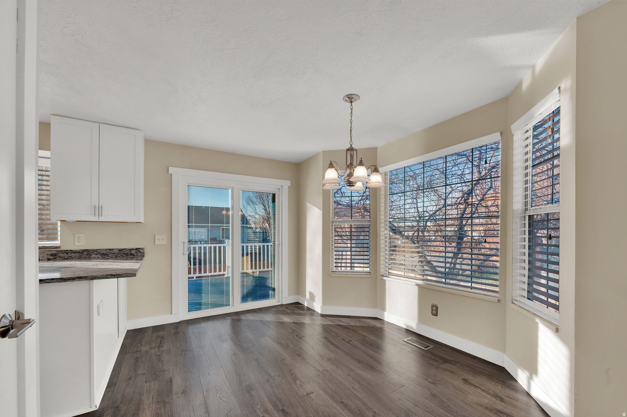 MEADOWS - Residential