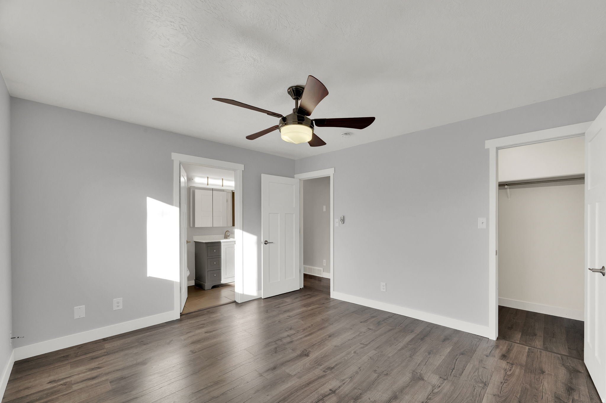 MEADOWS - Residential