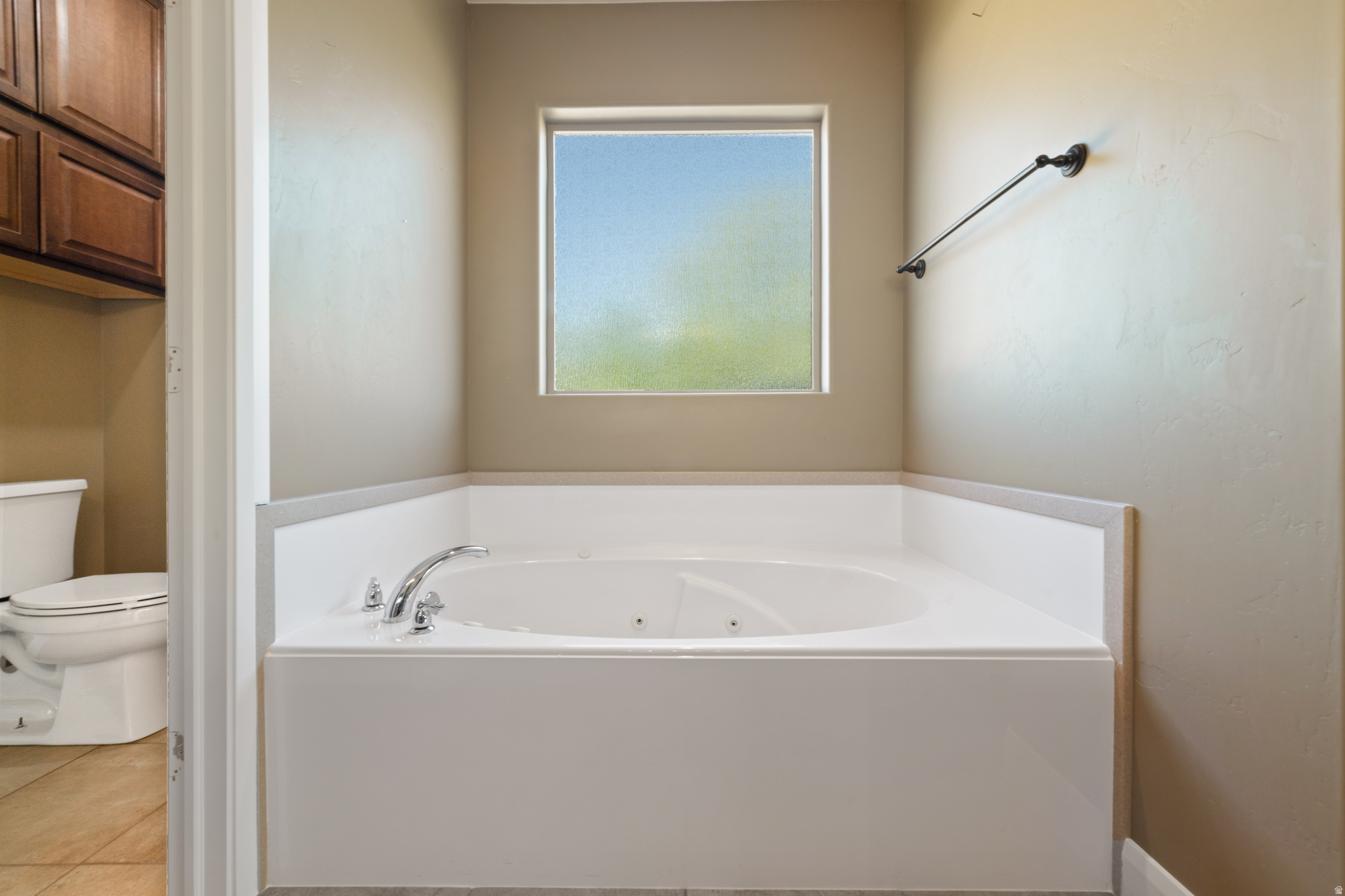 COBBLESTONE FIELDS - Residential