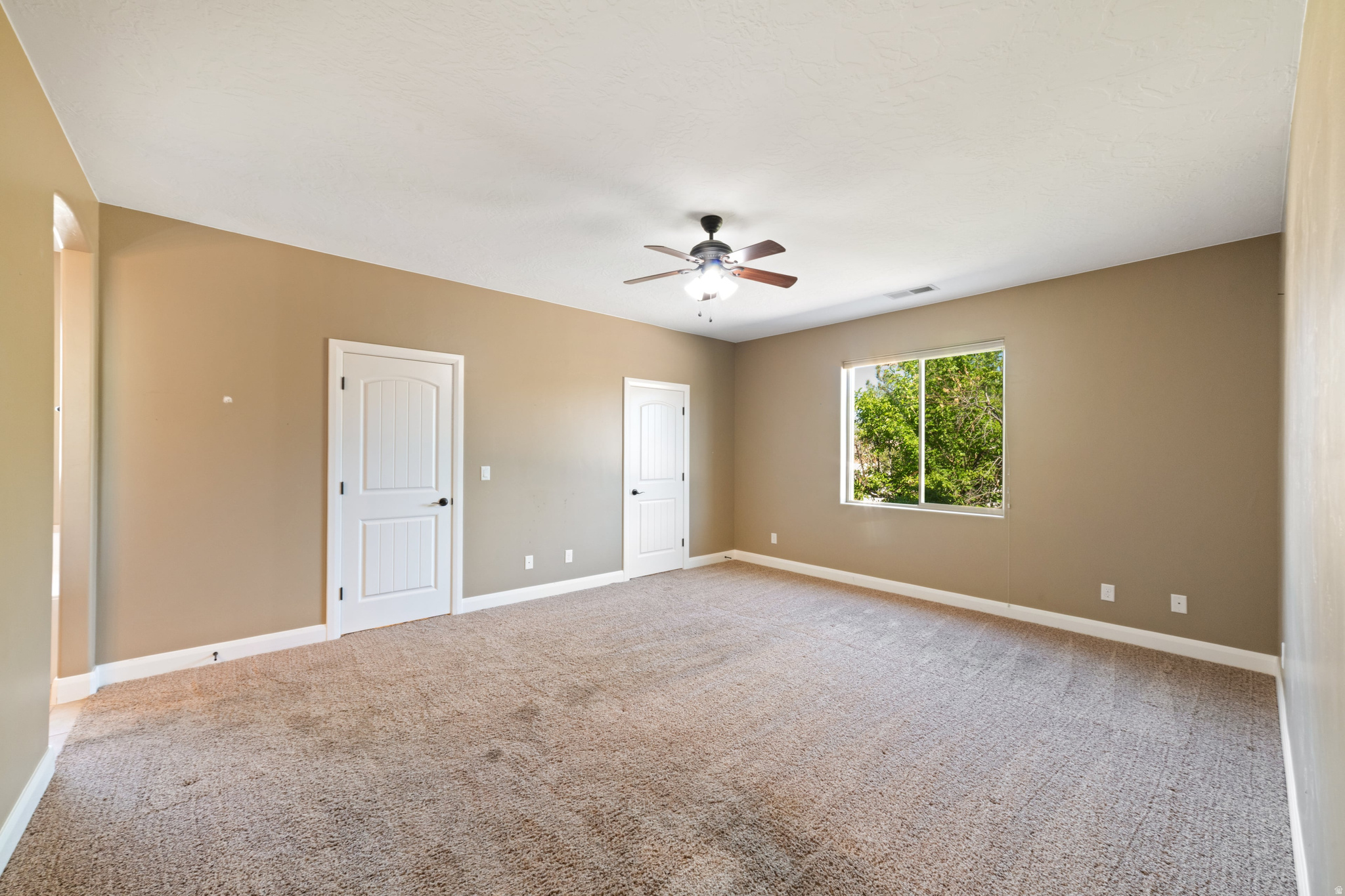 COBBLESTONE FIELDS - Residential