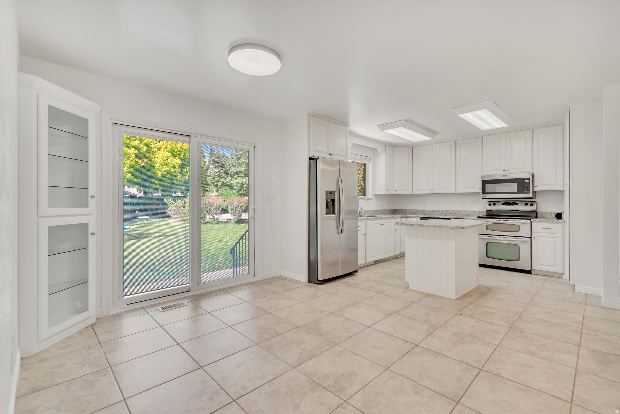 WESTVIEW - Residential