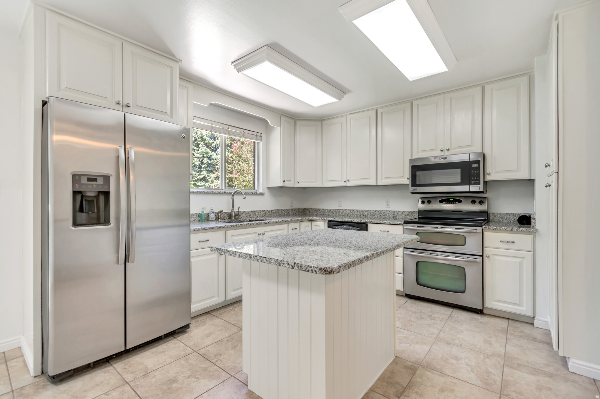 WESTVIEW - Residential