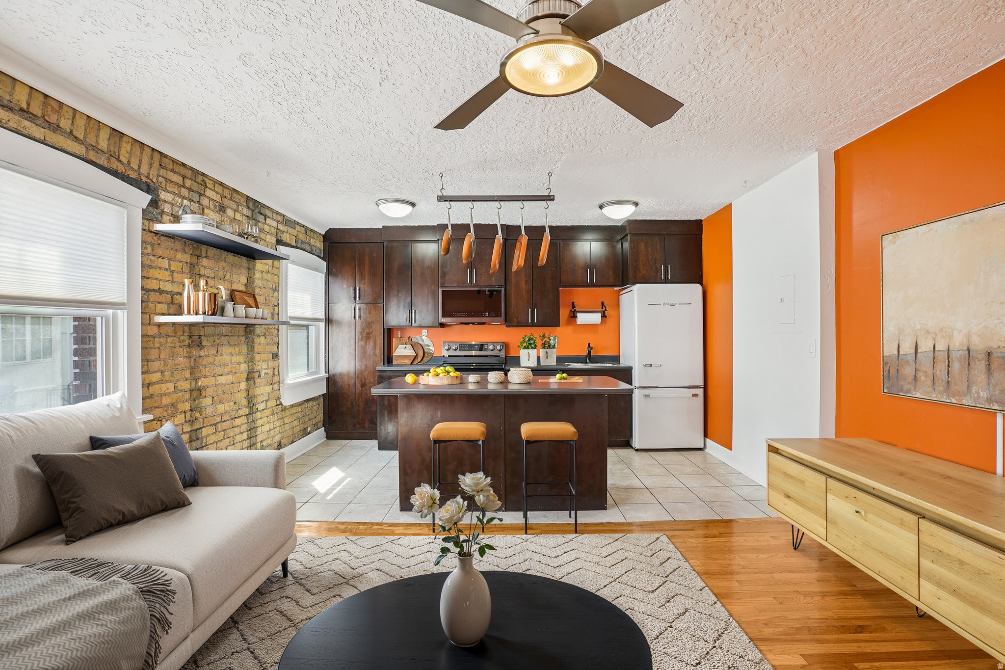 ARMISTA CONDO - Residential