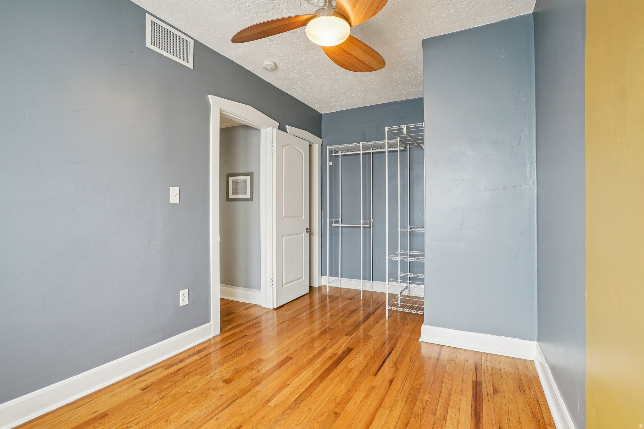 ARMISTA CONDO - Residential