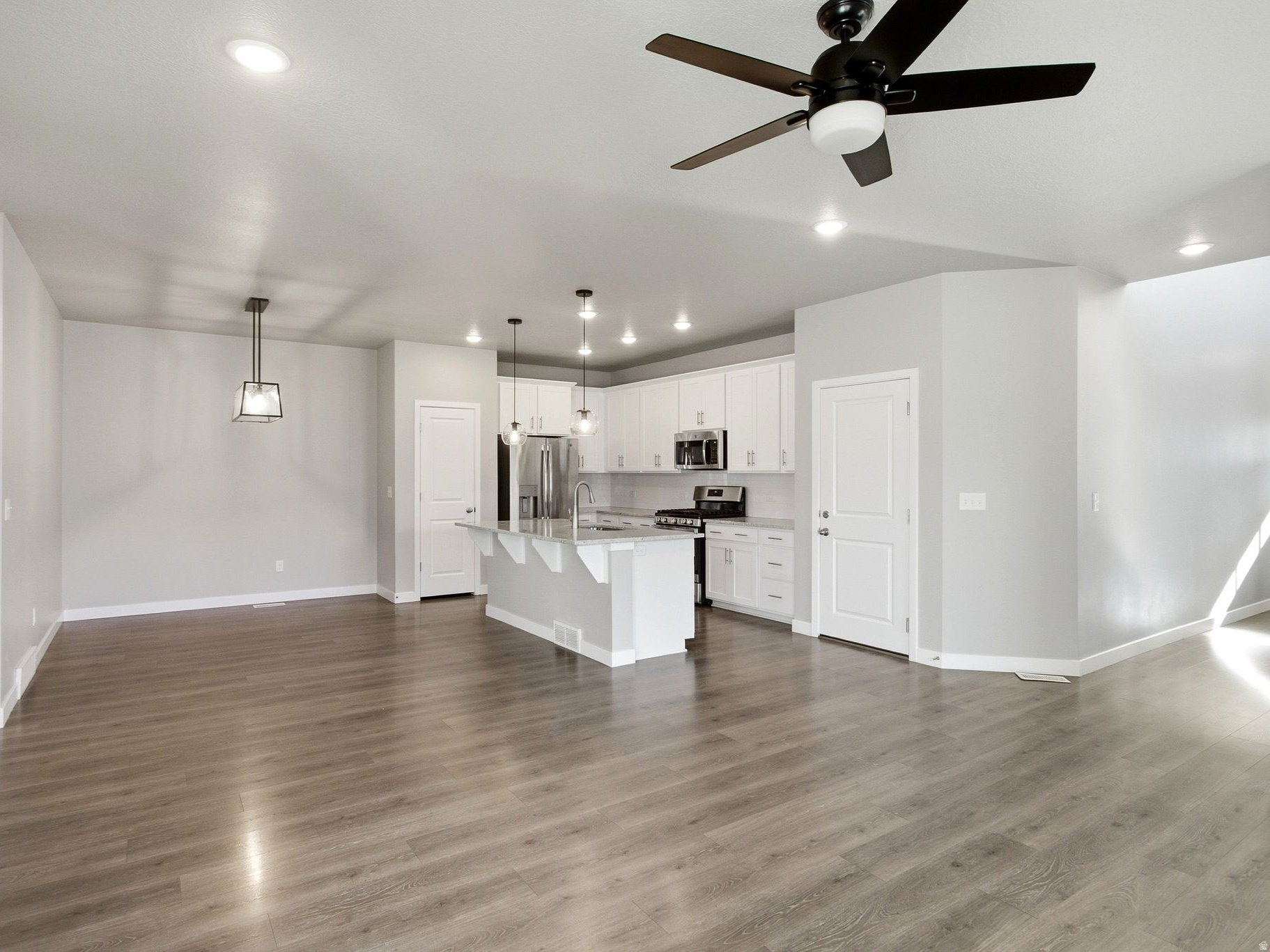 HOLBROOK FARMS - Residential