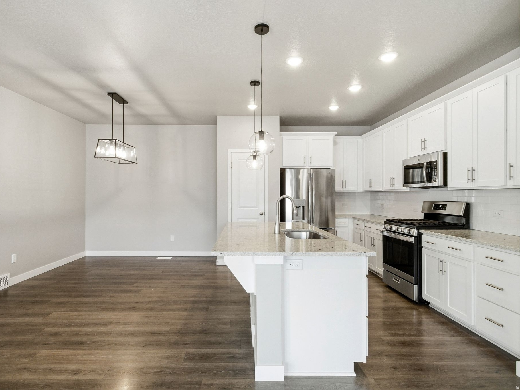 HOLBROOK FARMS - Residential