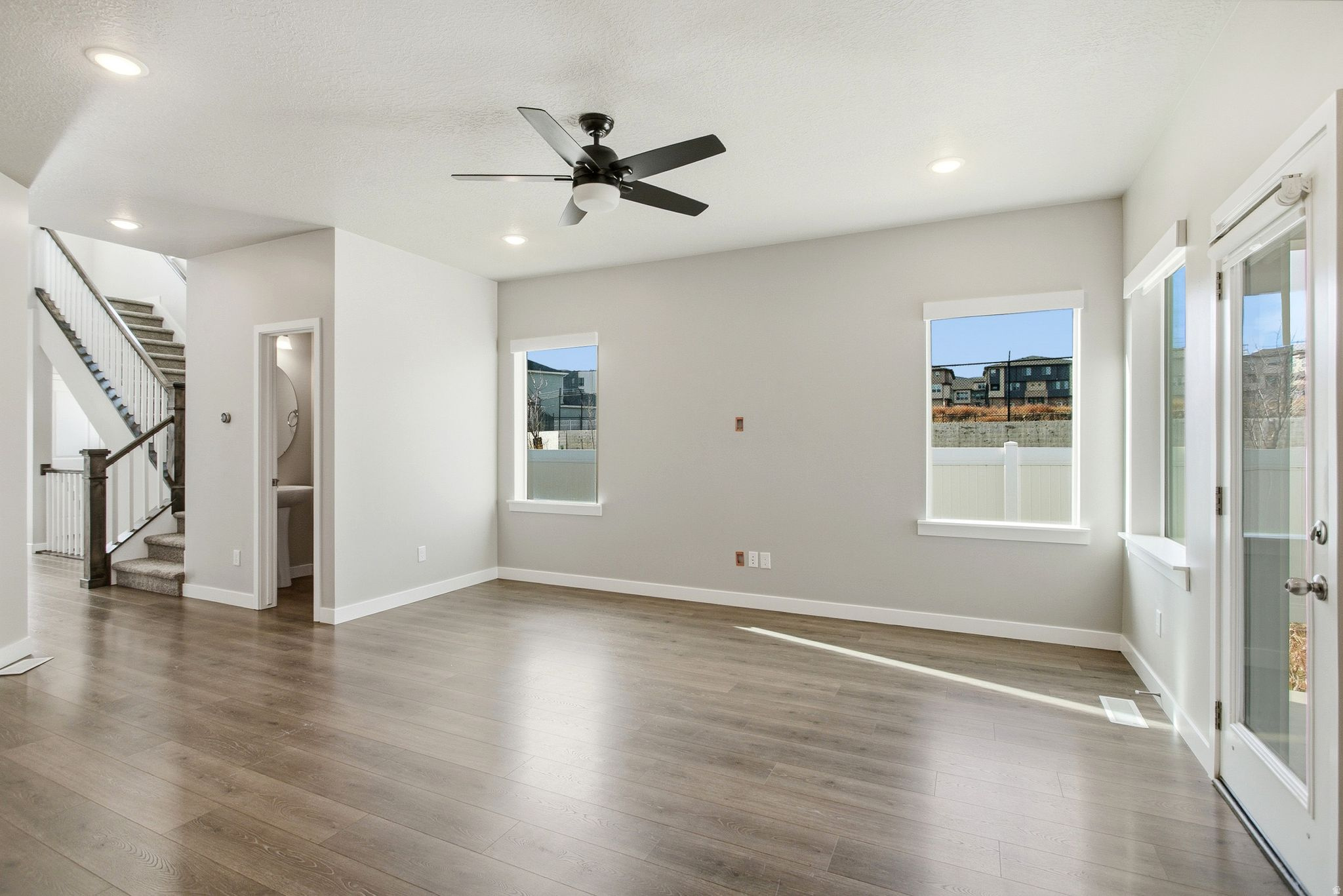 HOLBROOK FARMS - Residential